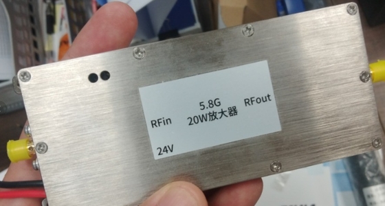 2Amplificatore di segnale a droni da.4 GHz 20W Extender di portata